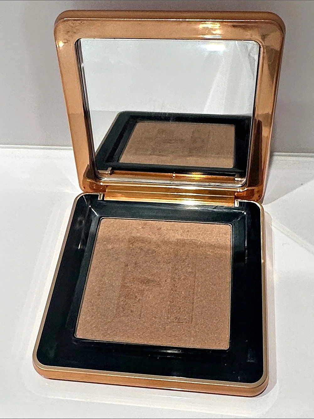 Haus Labs Power Sculpt Velvet Bronzer Soleil Sand Fair Bronzer NWT
